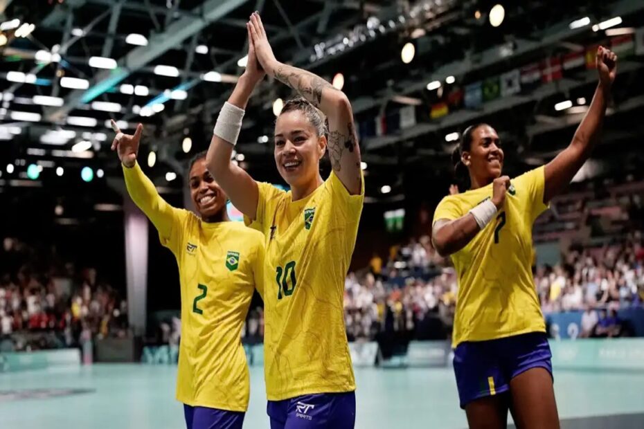 Handebol feminino: Brasil goleia Angola e vai às quartas de final