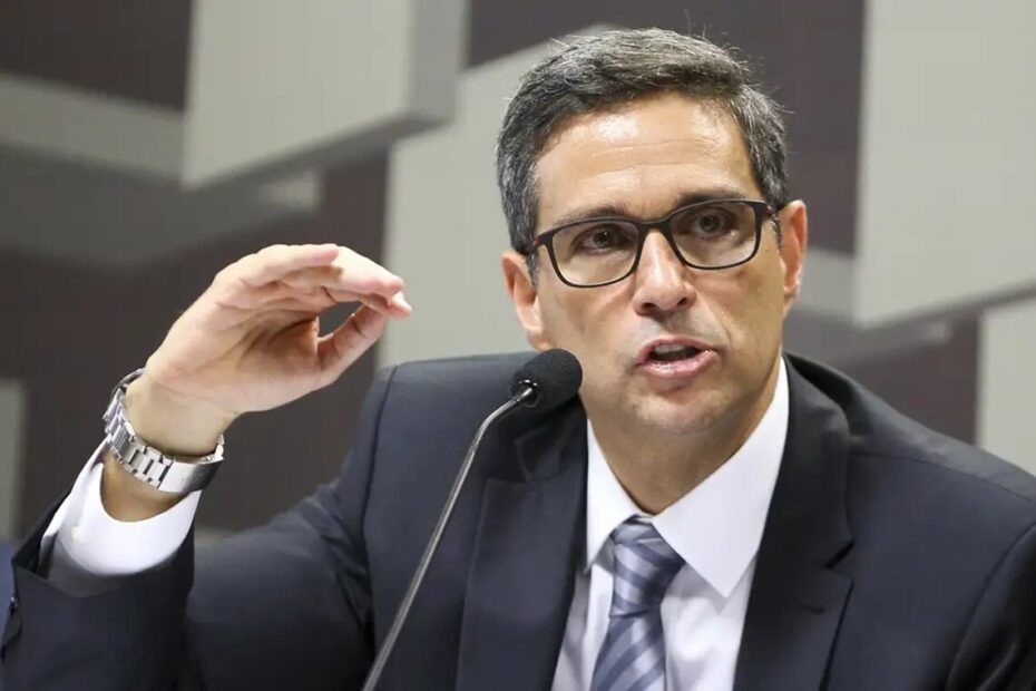 Campos Neto diz que trabalha por transição suave no Banco Central