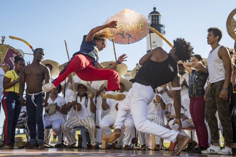 Em Salvador, campeões mundiais de capoeira disputam Red Bull Paranauê