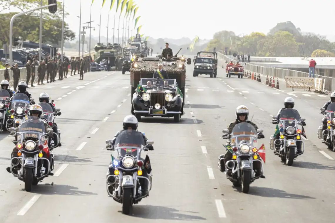 Lula em desfile presidencial do 7 de setembro