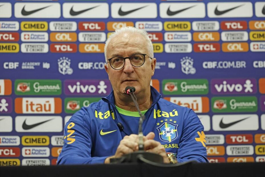 Brasil enfrenta Equador nesta sexta buscando recuperação nas Eliminatórias da Copa