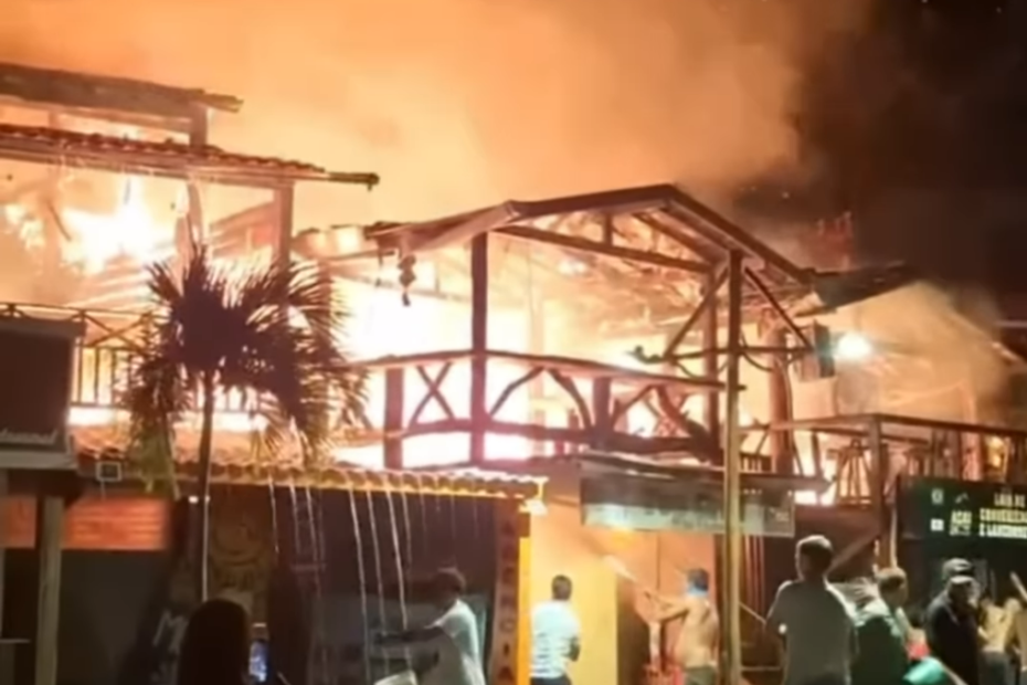 Incêndio atingiu imóveis da Segunda Praia em Morro de São Paulo