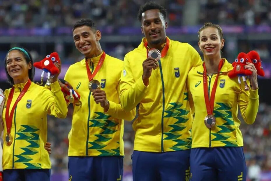 Com dobradinha nos 1500m, Brasil encerra dia com 10 medalhas na Paralimpíada