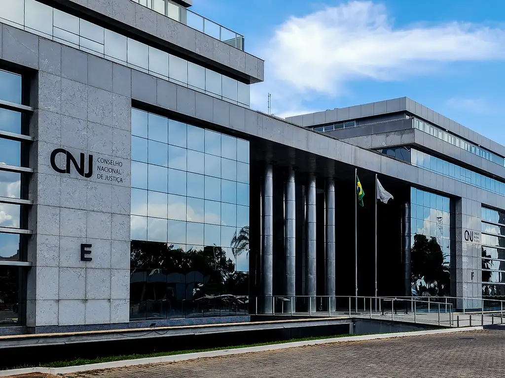 CNJ determina emissão de documentos eletrônicos e certificados digitais - 