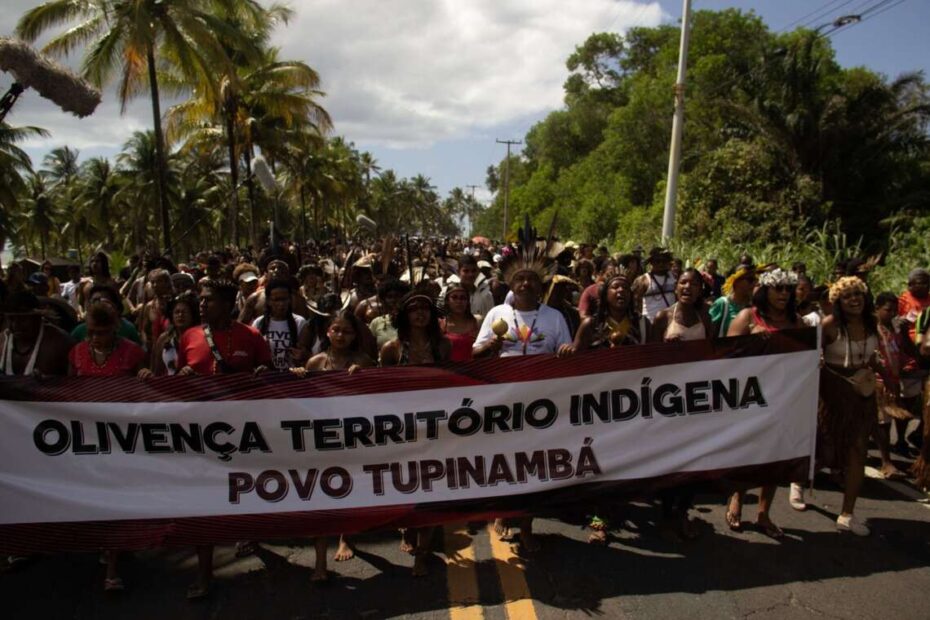 24ª Peregrinação Tupinambá reúne mais de 5 mil pessoas e homenageia indígenas mortos no massacre de Cururupe - 