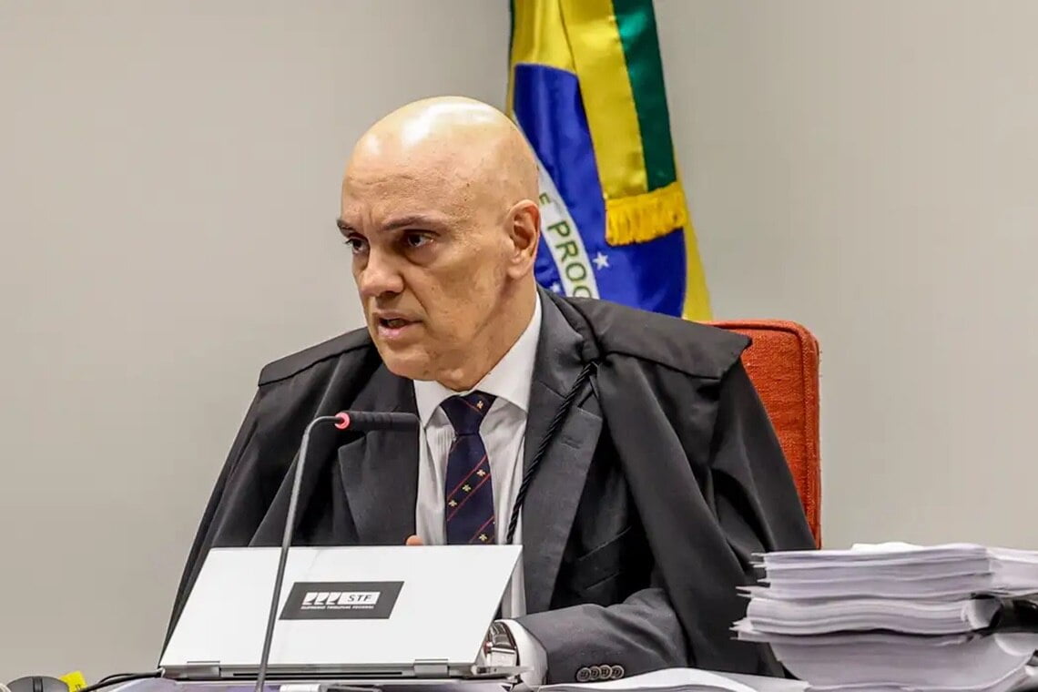 Alexandre de Moraes suspende o X no Brasil após Musk não indicar representante legal no país - 