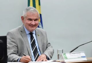 Bruno Reis faz aceno a Coronel, cita ‘amizade histórica’ e diz que portas estão abertas: ‘caminhar juntos’ - 