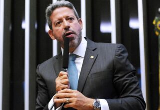 Após romper com Elmar, Lira oficializa apoio a Hugo Motta na disputa pela presidência da Câmara - 