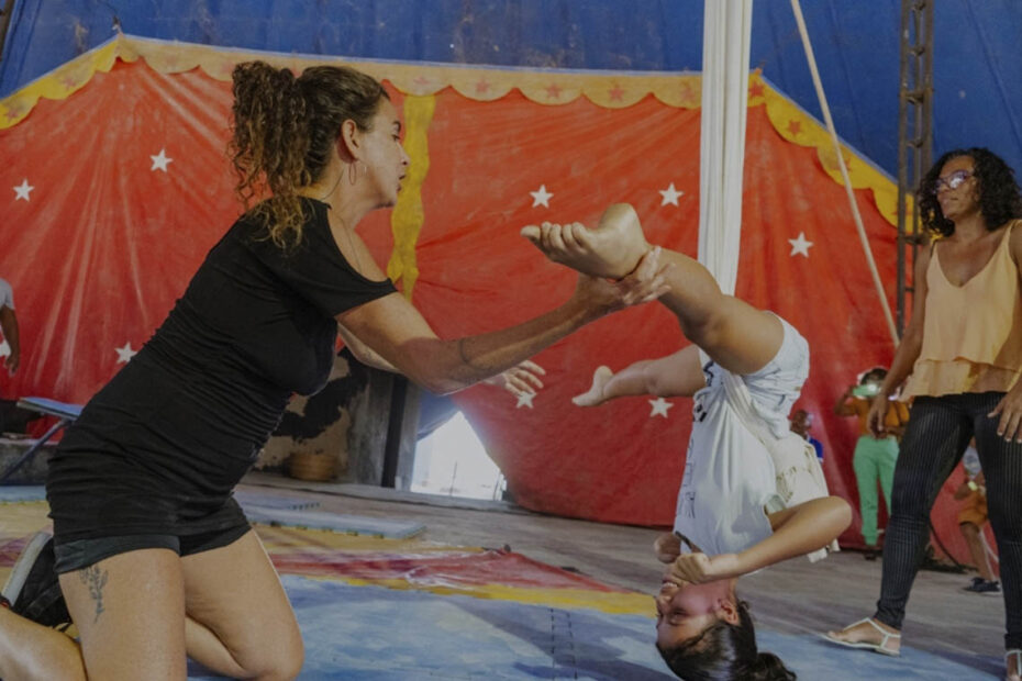 Escola Picolino de Artes do Circo abre inscrições para oficinas de artes circenses - 