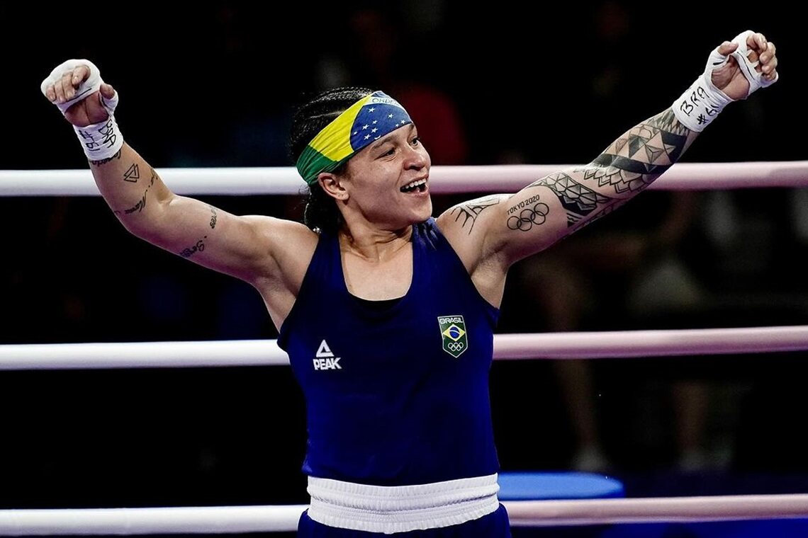 Baiana Bia Ferreira vai às semifinais do boxe e garante medalha em Paris - 