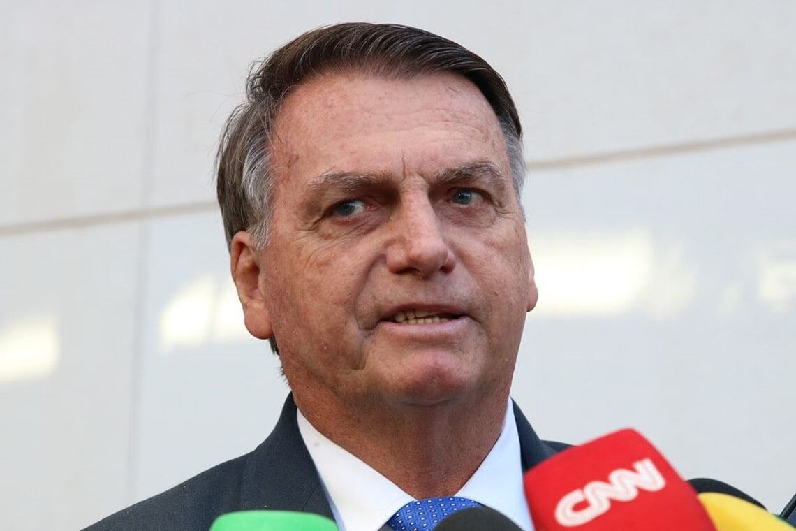 Polícia Federal indicia Bolsonaro no caso das joias sauditas - 