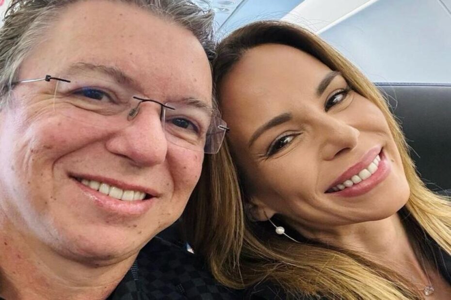 Boninho e Ana Furtado arrematam joia de Hebe Camargo em leilão beneficente - 