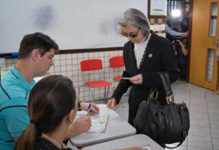 ‘As urnas eletrônicas são seguras e auditáveis’, diz Cármen Lúcia - 