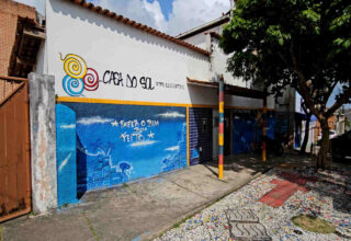 Casa do Sol: feira de artes e biblioteca comunitária geram inclusão em Cajazeiras - 