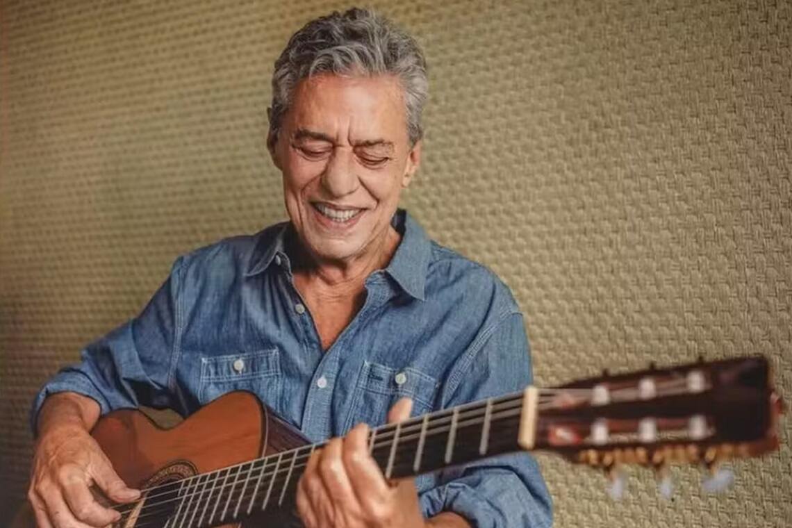 Chico Buarque completa 80 anos e recebe homenagens de famosos - 