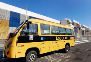 Colégio estadual de tempo integral é entregue em Santo Amaro da Purificação - 