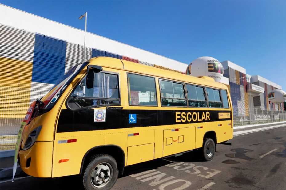 Colégio estadual de tempo integral é entregue em Santo Amaro da Purificação - 