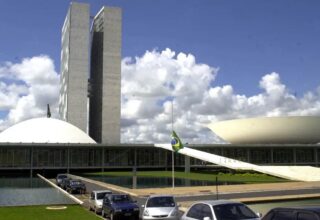 Orçamento de 2025 prevê R$ 38,9 bilhões para emendas parlamentares impositivas - 