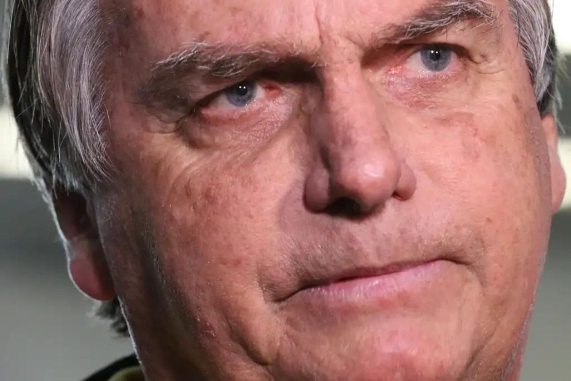 Bolsonaro diz aguardar ‘correções’ da Polícia Federal sobre caso das joias - 