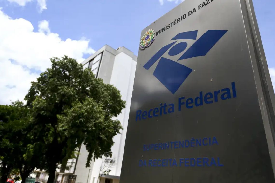 Receita Federal e Polícia Federal realizam operação contra fraudes no Imposto de Renda - 