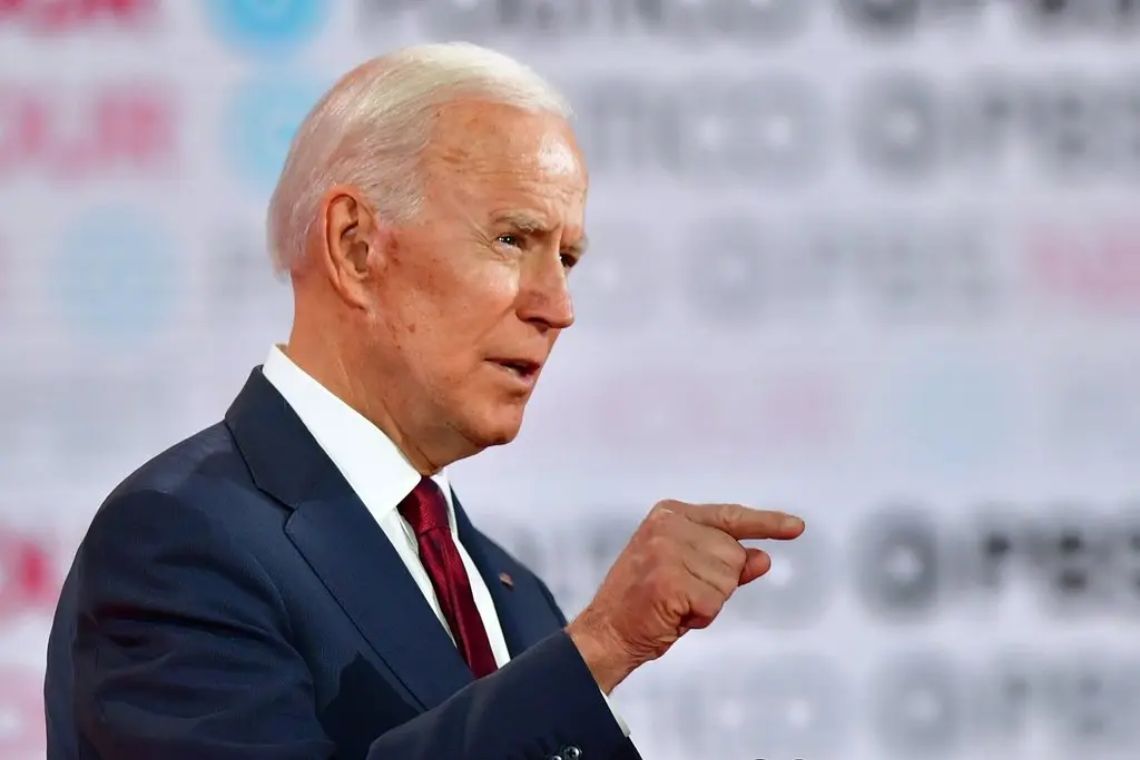 Políticos brasileiros repercutem a desistência de Biden - 