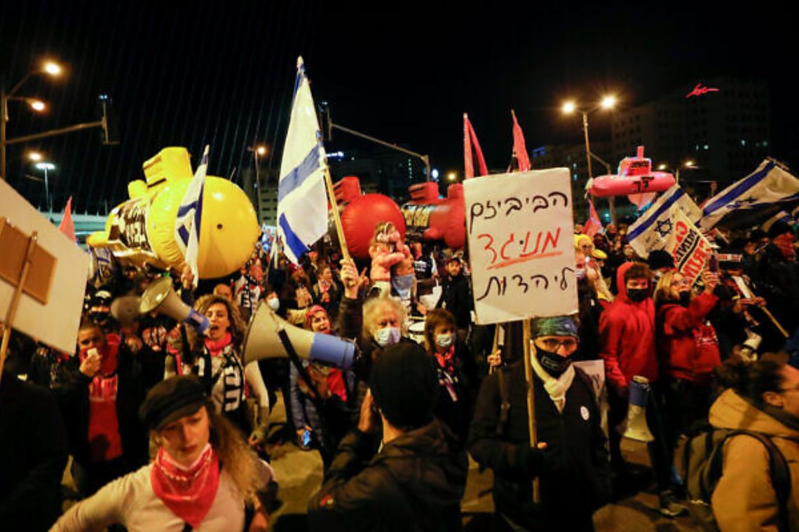 Manifestantes bloqueiam autoestradas em Israel e exigem eleições antecipadas - 