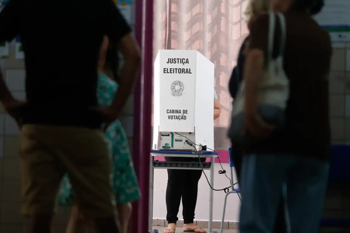 Eleições 2024 registra aumento no número de candidatos eleitos da área da saúde - 