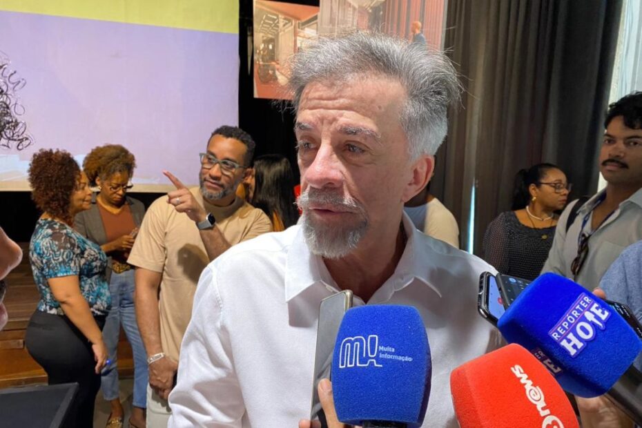 Fernando Guerreiro reforça importância política e cultural de modernizar Teatro Vila Velha - 