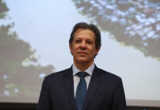 Haddad defende regulamentação da tributação de big techs - 