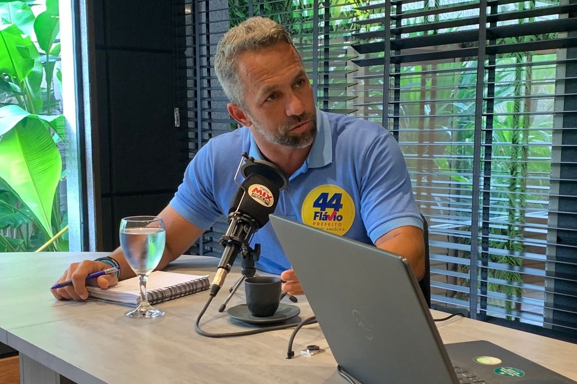 Após derrota em Camaçari, Flávio Matos agradece por votação e diz sair do pleito de ‘cabeça erguida’ - 