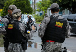 Forças armadas empregarão 23 mil militares para ações de logística e segurança nas eleições - 