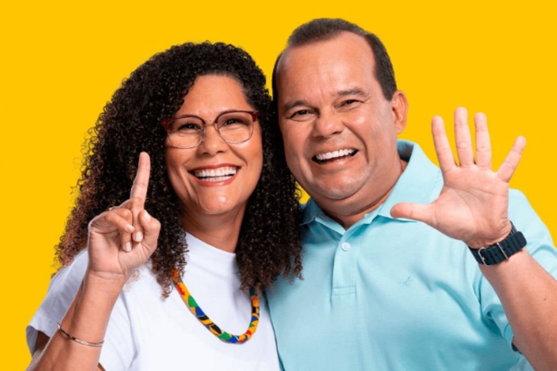 Geraldo Jr. e Fabya Reis disponibilizam programa de governo para população - 