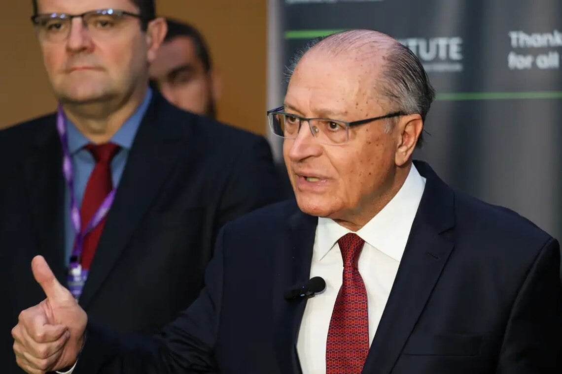 Alckmin diz que governo tem ‘absoluta confiança’ de que dólar vai cair - 