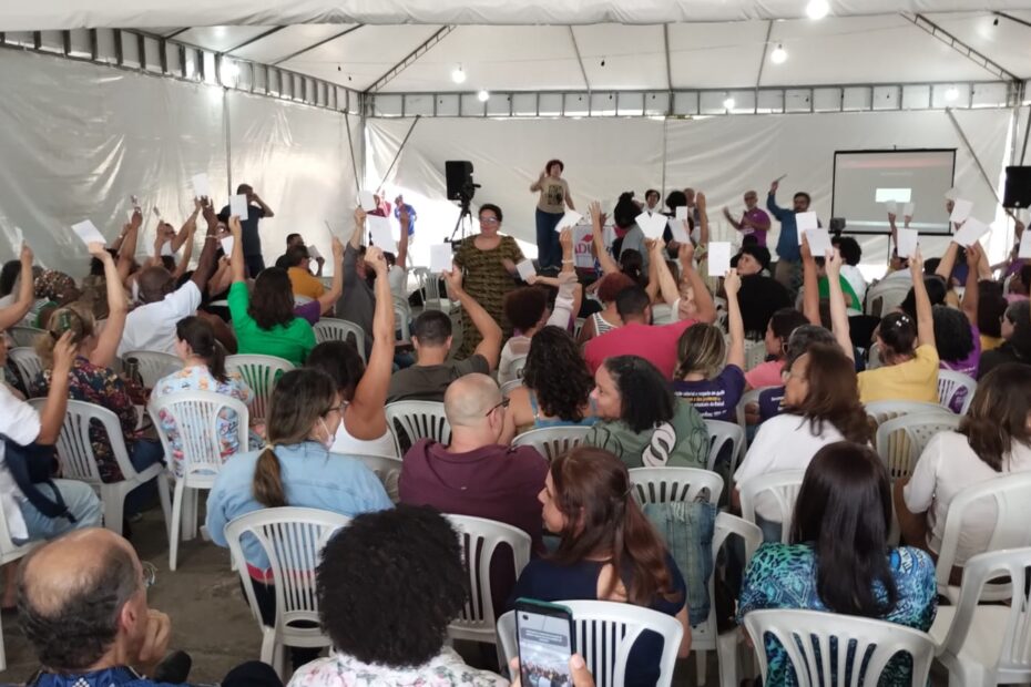 Professores da Uneb deflagram greve por tempo indeterminado a partir desta sexta - 