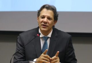 Haddad projeta crescimento de 3% para o Brasil e celebra êxito na gestão fiscal - 