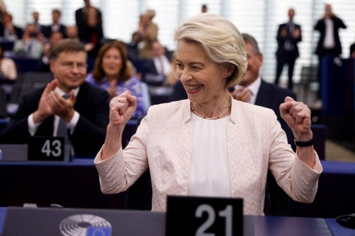 Ursula Von der Leyen é reeleita para a presidência da Comissão Europeia - 