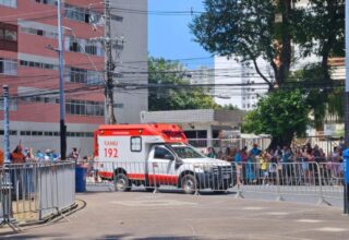 Idoso morre após passar mal durante desfile de 7 de Setembro em Salvador - 