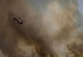 Incêndio no Parque Nacional se espalha por Brasília e chega perto das residências - 