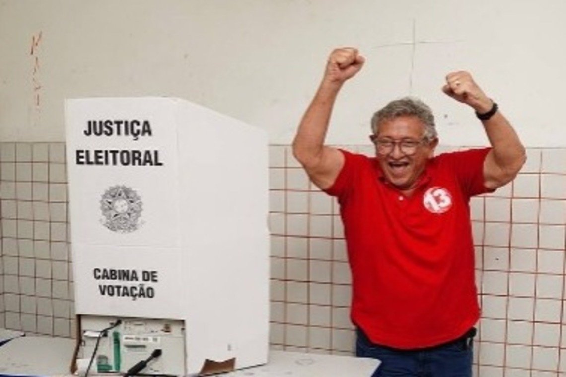 Luiz Caetano acusa prefeitura de Camaçari de envolvimento em agiotagem contra servidores - 