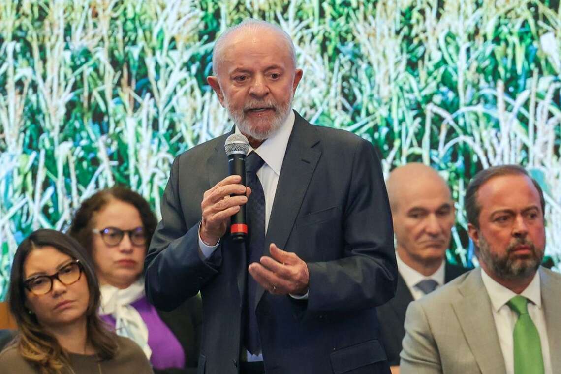 Lula anuncia que governo oferecerá gás de cozinha para 20 milhões de famílias - 