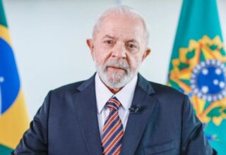 Lula e PT planejam aliança com partidos de centro-direita para evitar bolsonarismo em 2026 - 