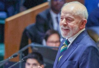 Lula defende ações de sua gestão sobre as queimadas e critica falta de comprometimento com ações climáticas: ‘O planeta está farto’ - 