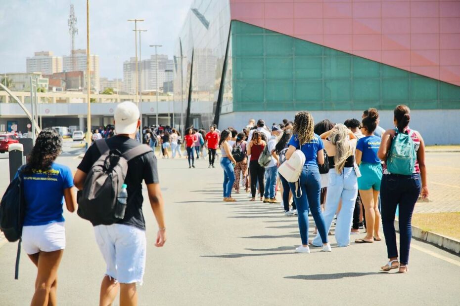 Semob cria linha especial para o Mega Aulão do Enem neste sábado - 