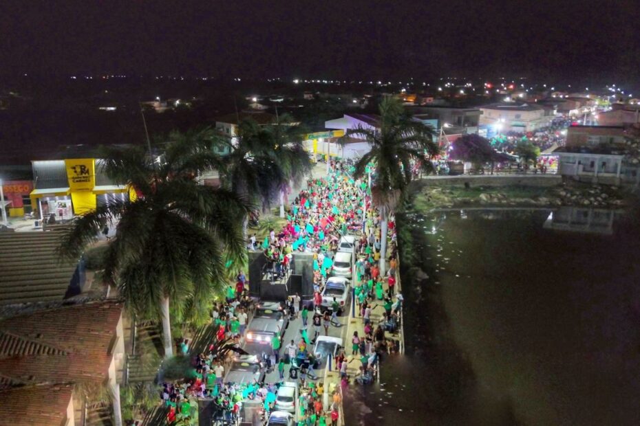 Evento político reúne seis mil pessoas no município de Jussara e se torna o maior ato eleitoral da cidade - 