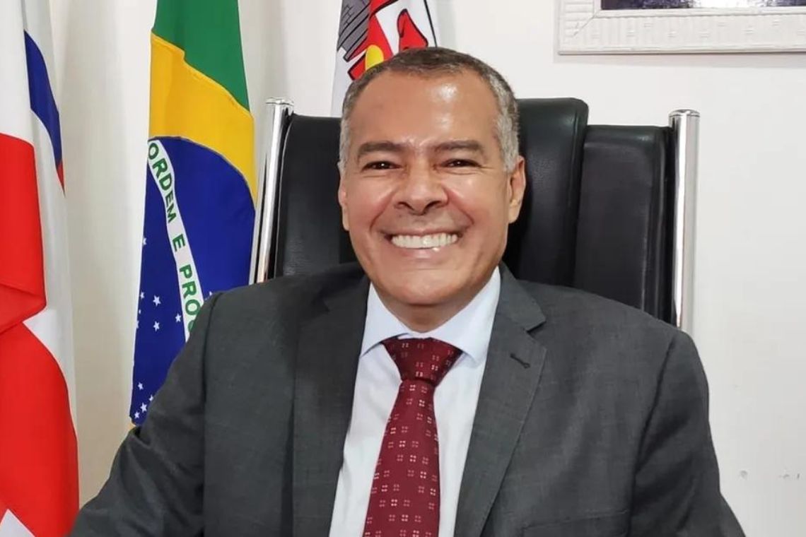 Prefeito de Alagoinhas causa polêmica ao instituir o ‘Dia da Consciência Humana’ - 