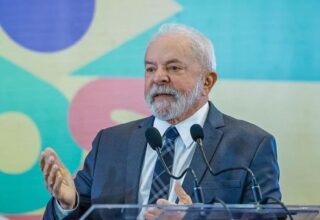 Lula critica Maduro, mas descarta romper relações com a Venezuela - 