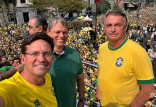 Roma participa de ato na Av. Paulista ao lado de Bolsonaro e diz que ‘sem liberdade não há independência’ - 