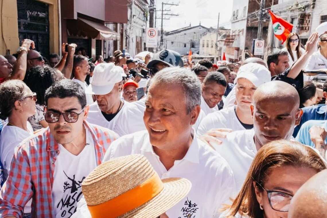 Rui Costa celebra melhora dos indicadores econômicos do Brasil - 