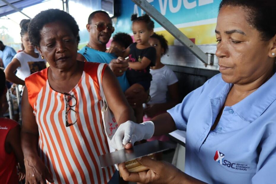 SAC Móvel inicia emissão da nova carteira de identidade em Salvador nesta terça - 