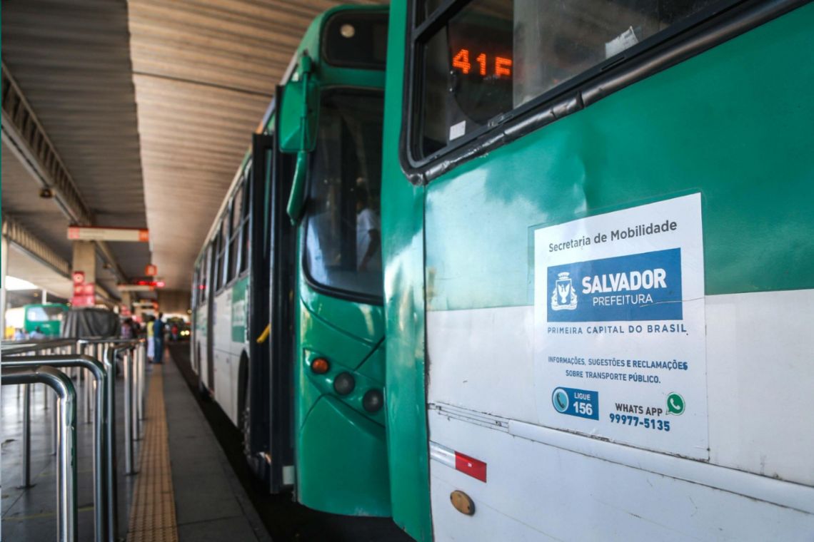 Ônibus param de circular em Águas Claras após toque de recolher - 